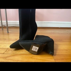 Black Pointy Toe Heel Boot